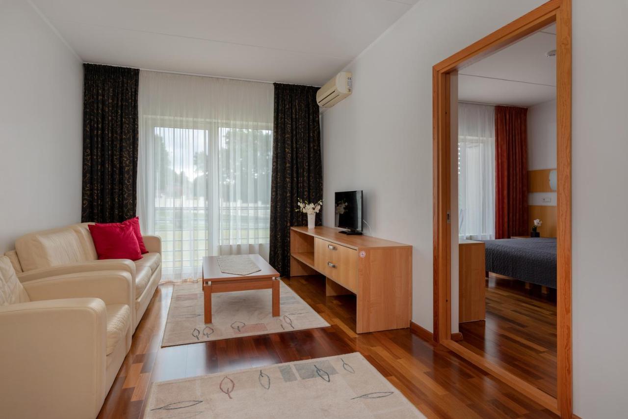 Raadimoisa Hotell Tartu Exterior photo
