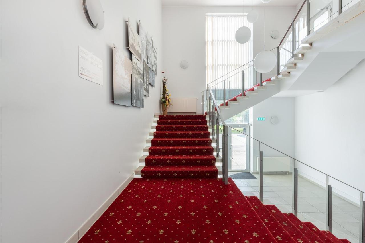 Raadimoisa Hotell Tartu Exterior photo