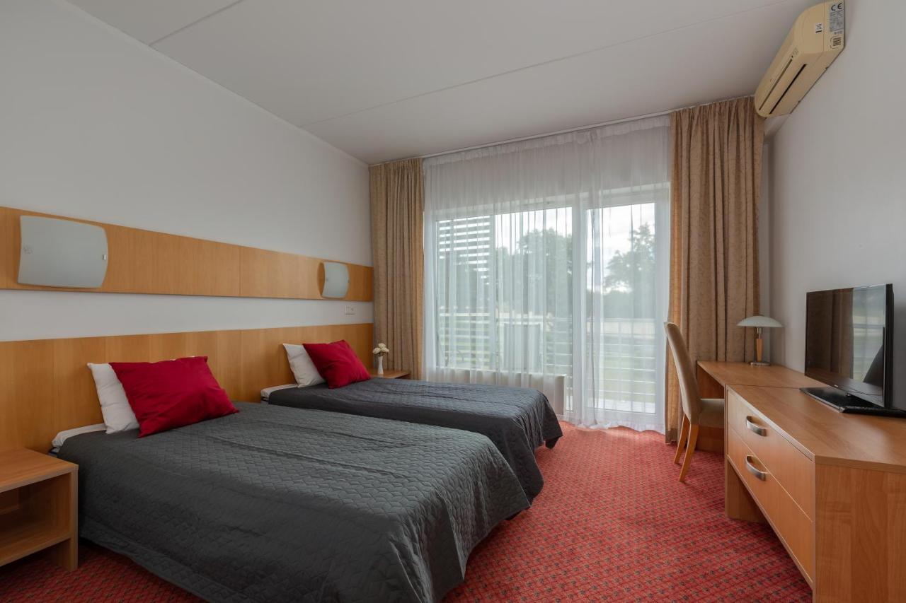 Raadimoisa Hotell Tartu Exterior photo
