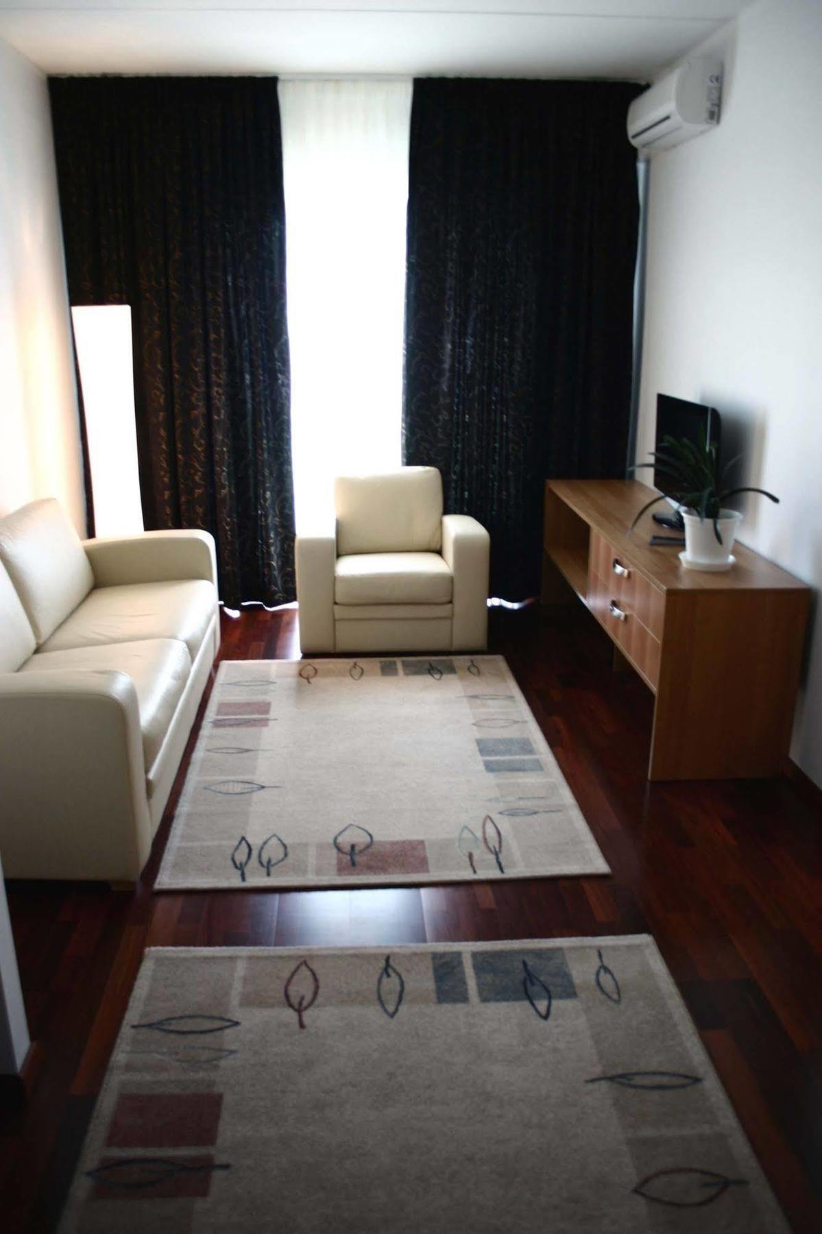 Raadimoisa Hotell Tartu Exterior photo