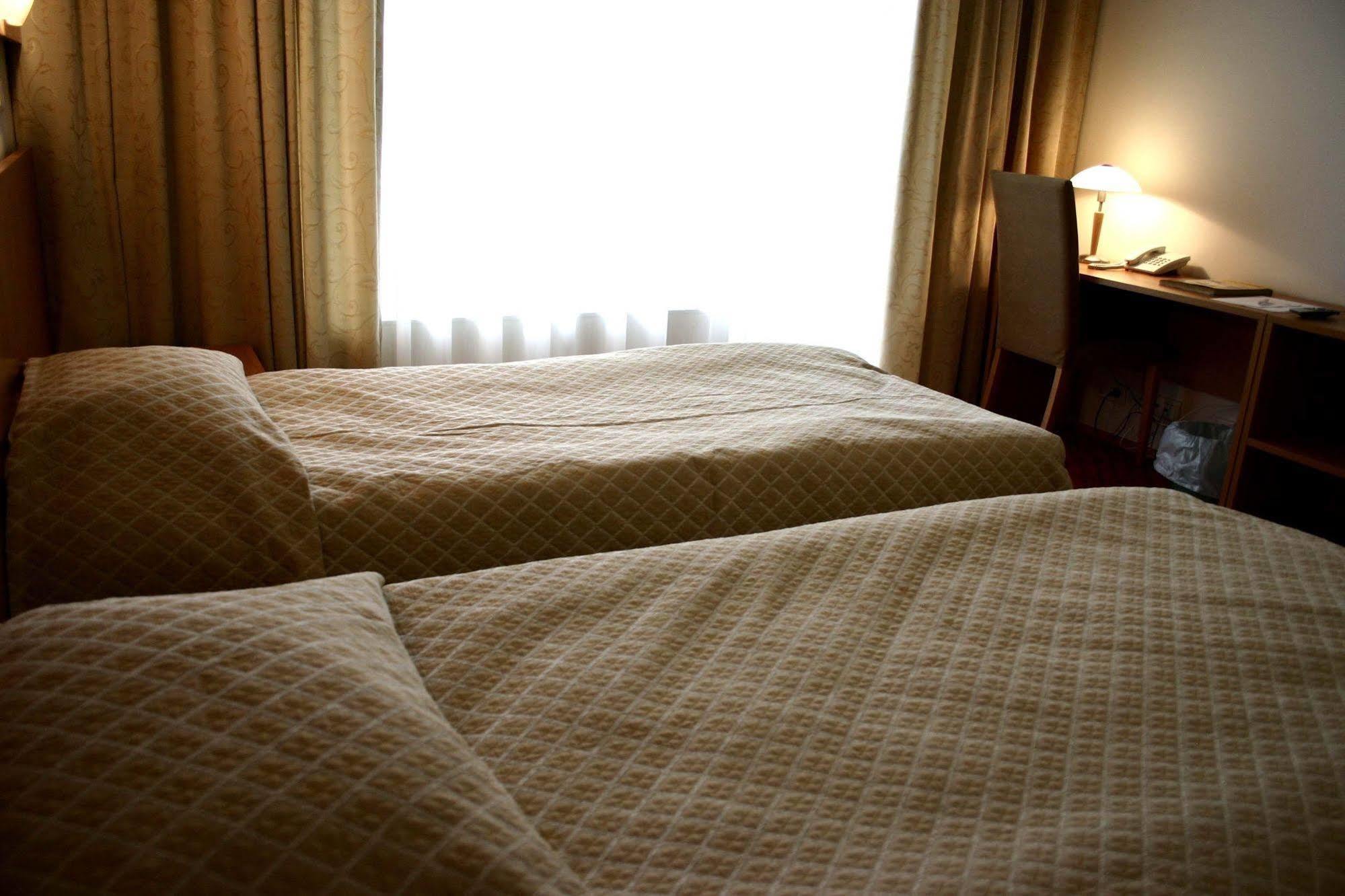 Raadimoisa Hotell Tartu Exterior photo