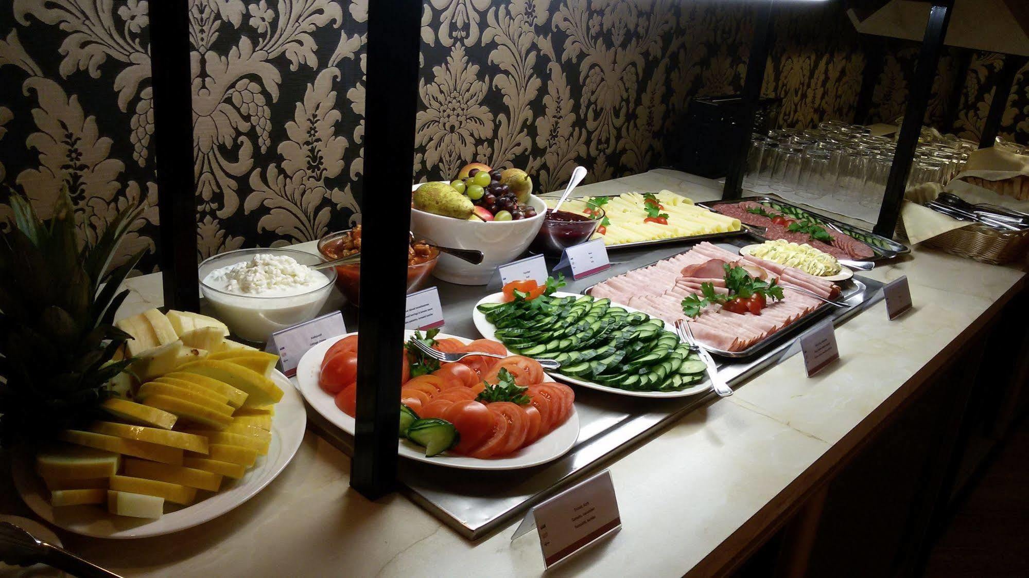 Raadimoisa Hotell Tartu Exterior photo